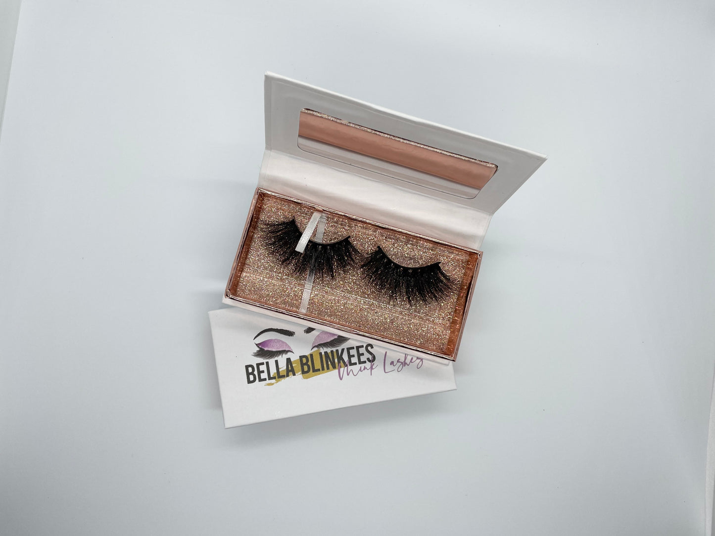 Bella Blinkees| CEO LASH